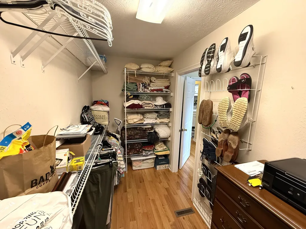 387 Colony Drive Versailles KY 40383