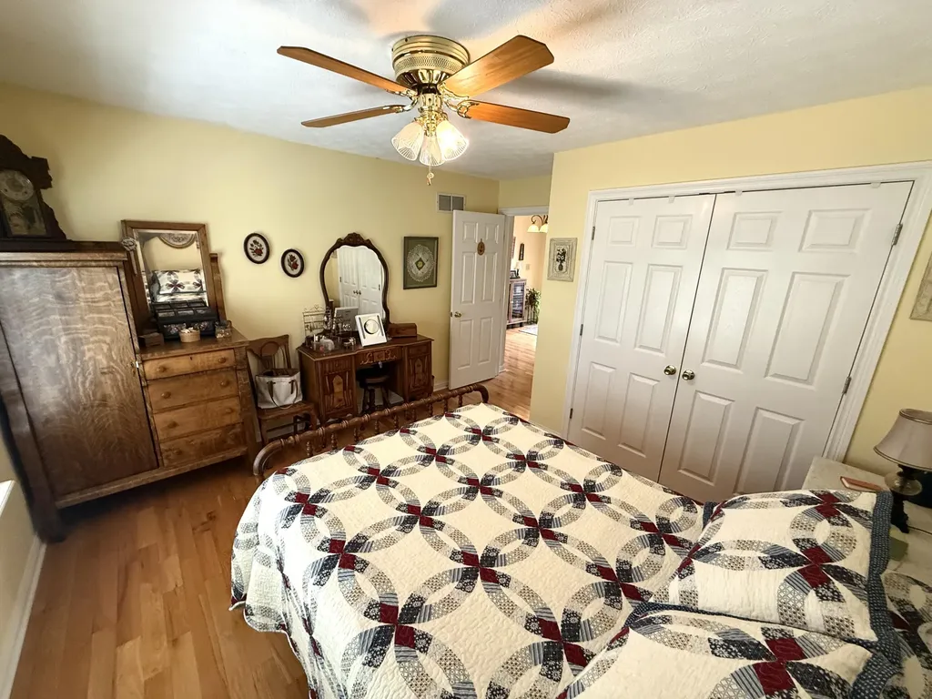387 Colony Drive Versailles KY 40383