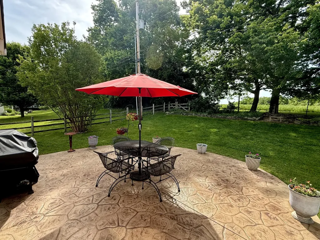 387 Colony Drive Versailles KY 40383