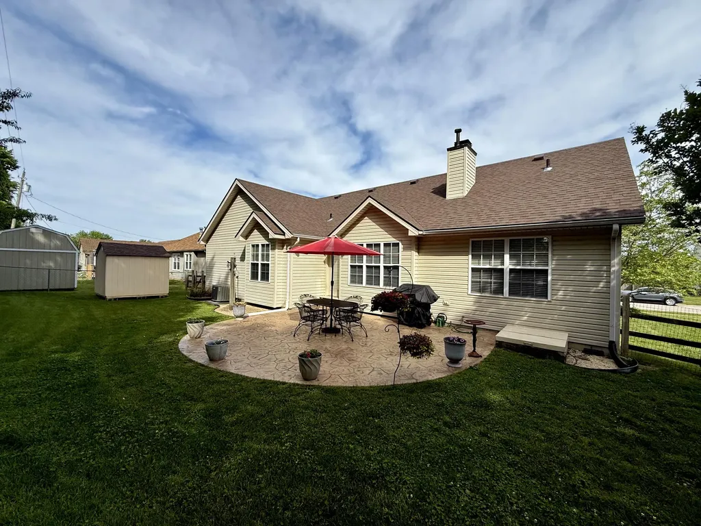 387 Colony Drive Versailles KY 40383