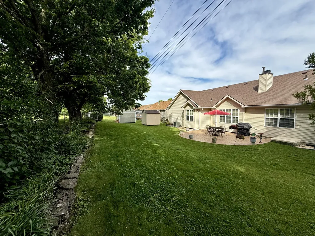 387 Colony Drive Versailles KY 40383