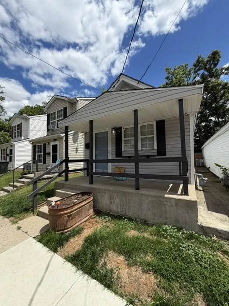 246 Warnock Street Lexington KY 40508