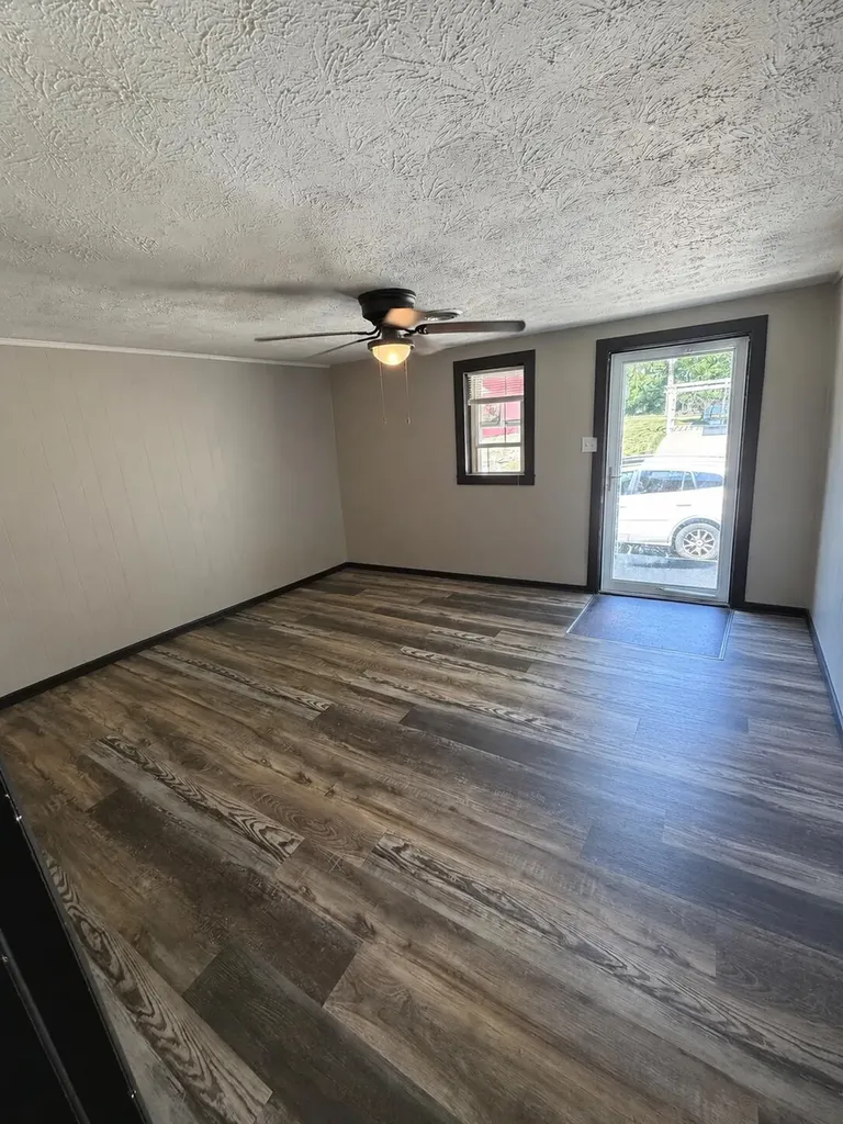 246 Warnock Street Lexington KY 40508