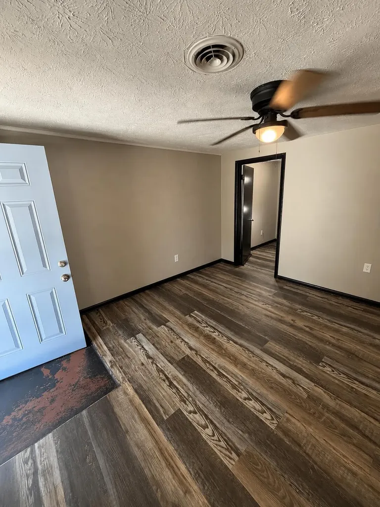 246 Warnock Street Lexington KY 40508