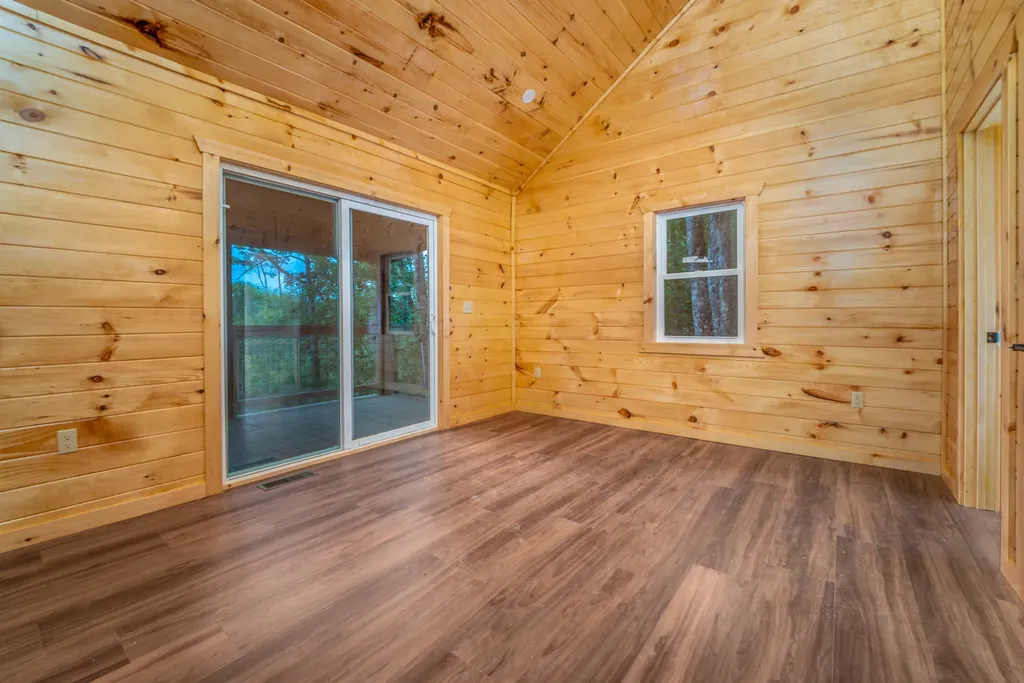 10 Birdsong Trail Zoe KY 41397