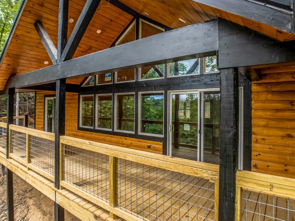 10 Birdsong Trail Zoe KY 41397