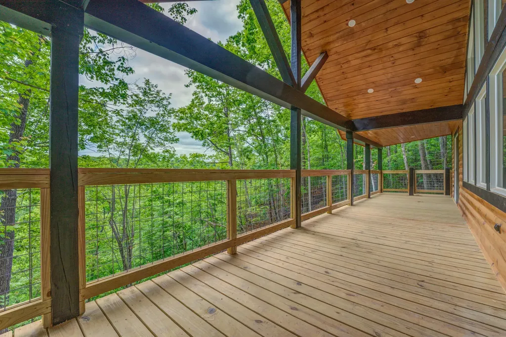10 Birdsong Trail Zoe KY 41397