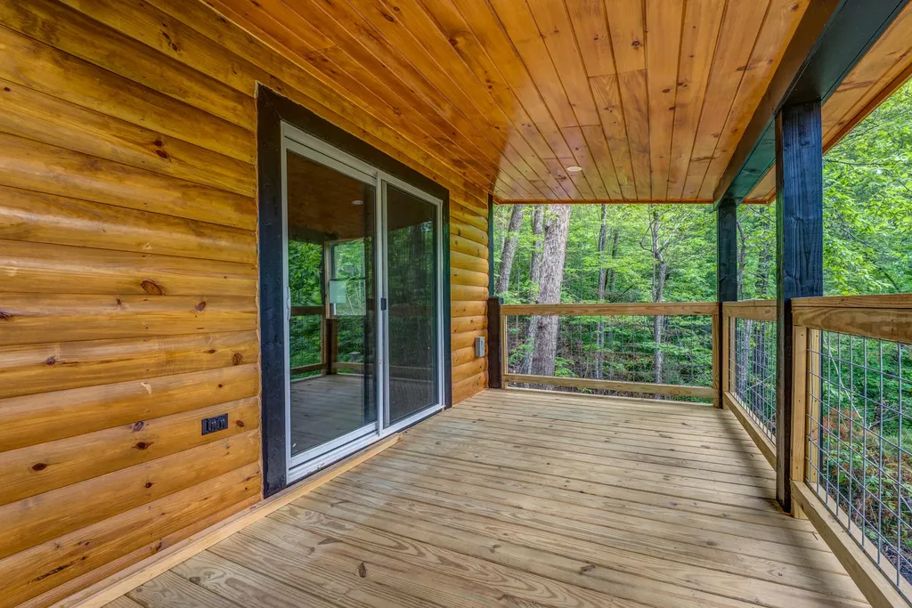 10 Birdsong Trail Zoe KY 41397