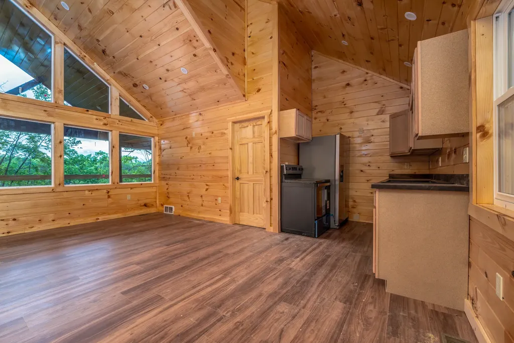 10 Birdsong Trail Zoe KY 41397
