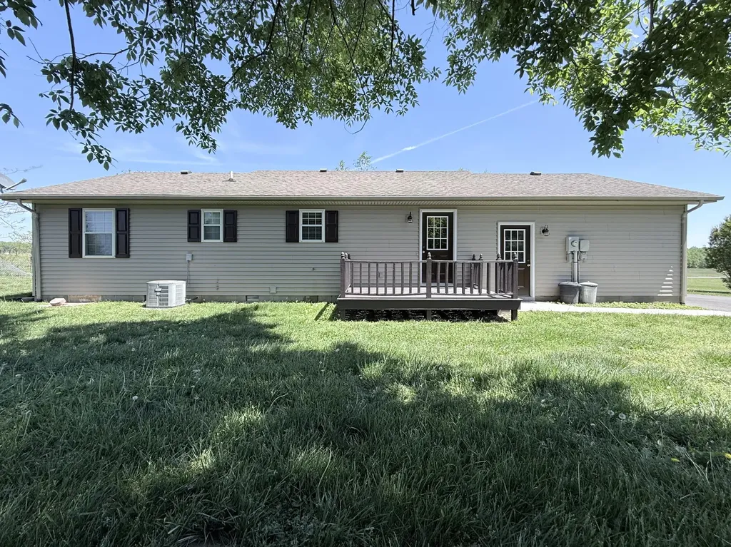 44 Windswept Lane Russell Springs KY 42642