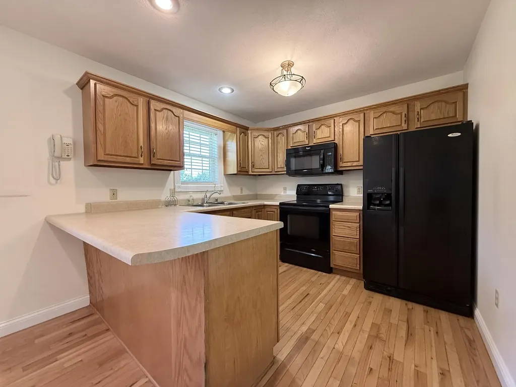 44 Windswept Lane Russell Springs KY 42642
