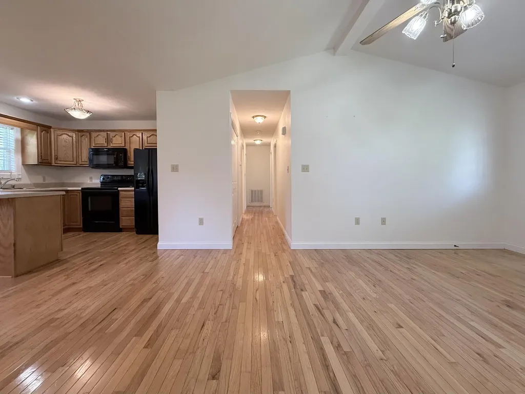 44 Windswept Lane Russell Springs KY 42642