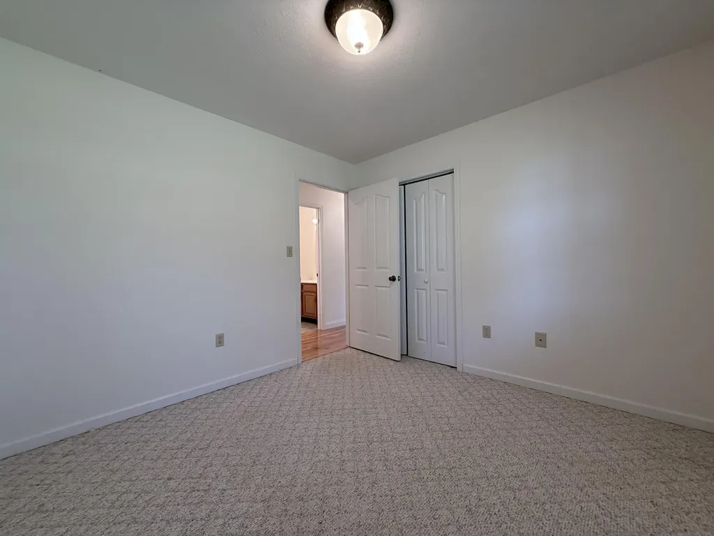 44 Windswept Lane Russell Springs KY 42642