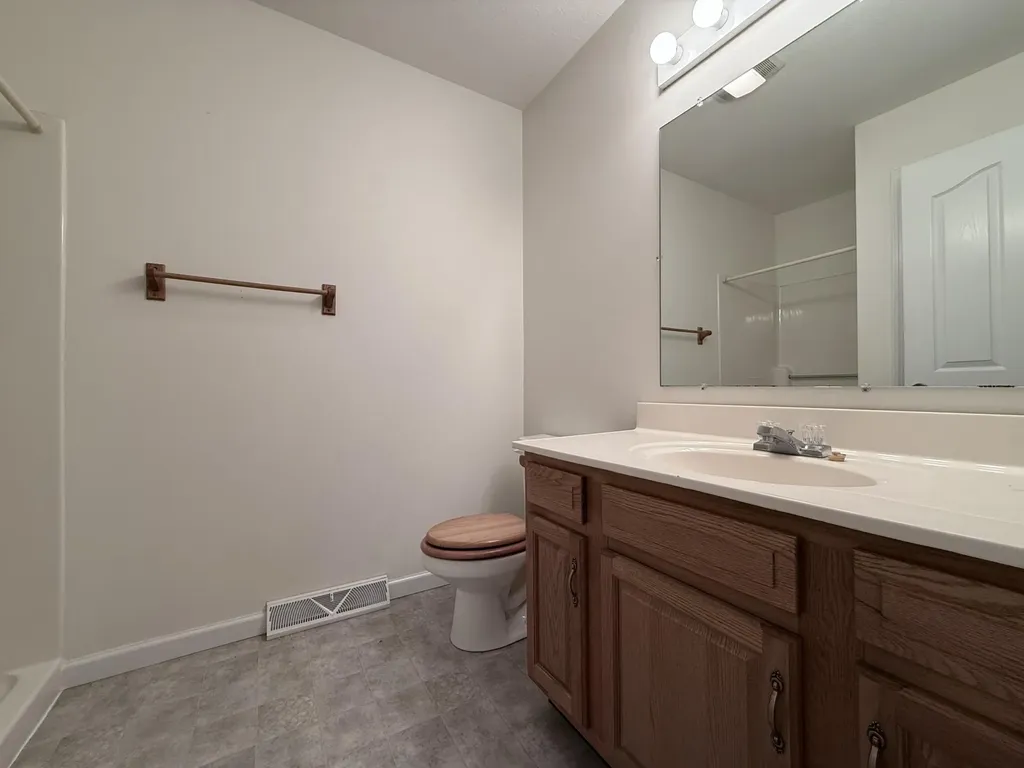 44 Windswept Lane Russell Springs KY 42642