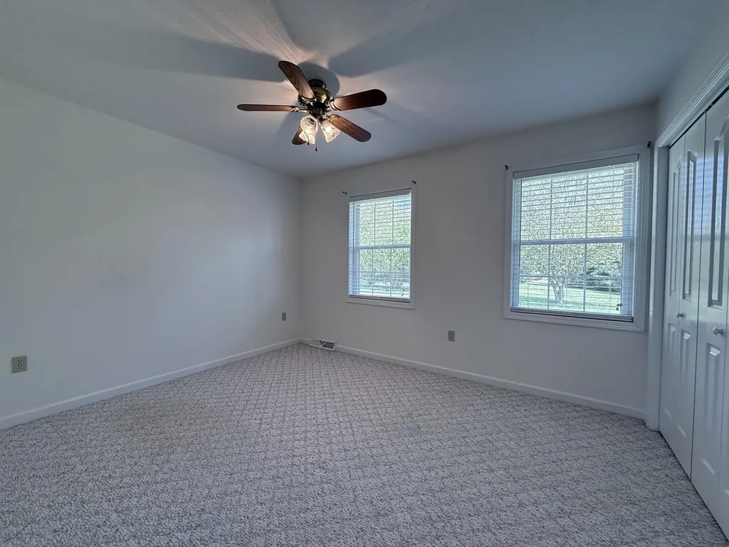 44 Windswept Lane Russell Springs KY 42642