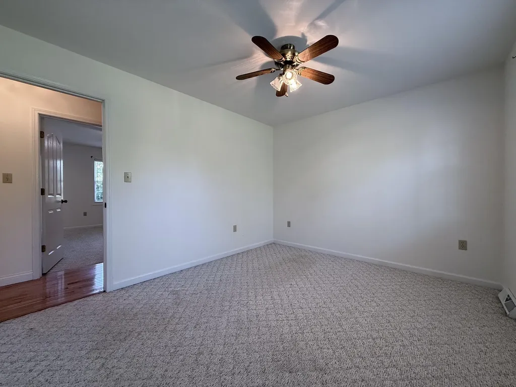 44 Windswept Lane Russell Springs KY 42642