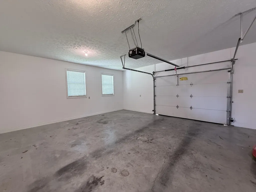 44 Windswept Lane Russell Springs KY 42642