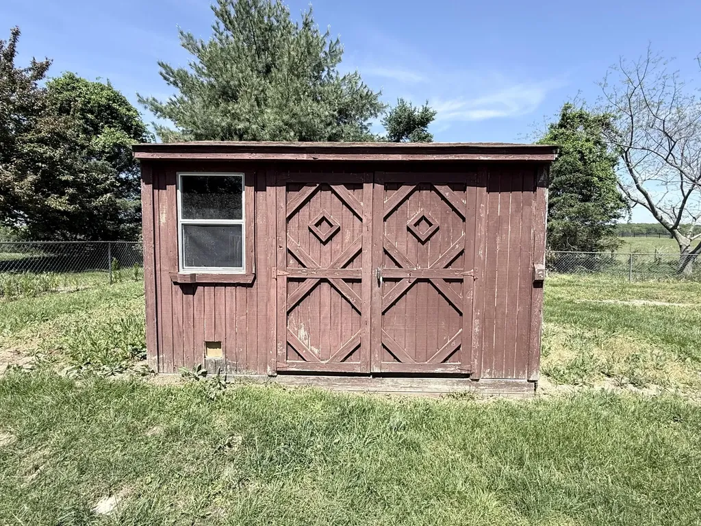 44 Windswept Lane Russell Springs KY 42642