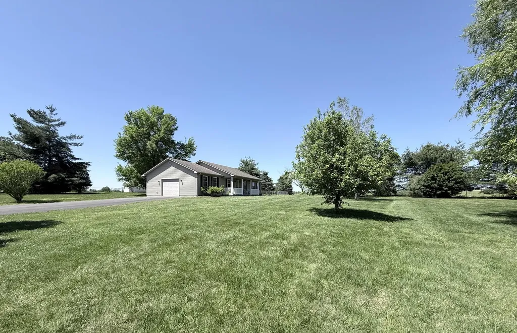 44 Windswept Lane Russell Springs KY 42642