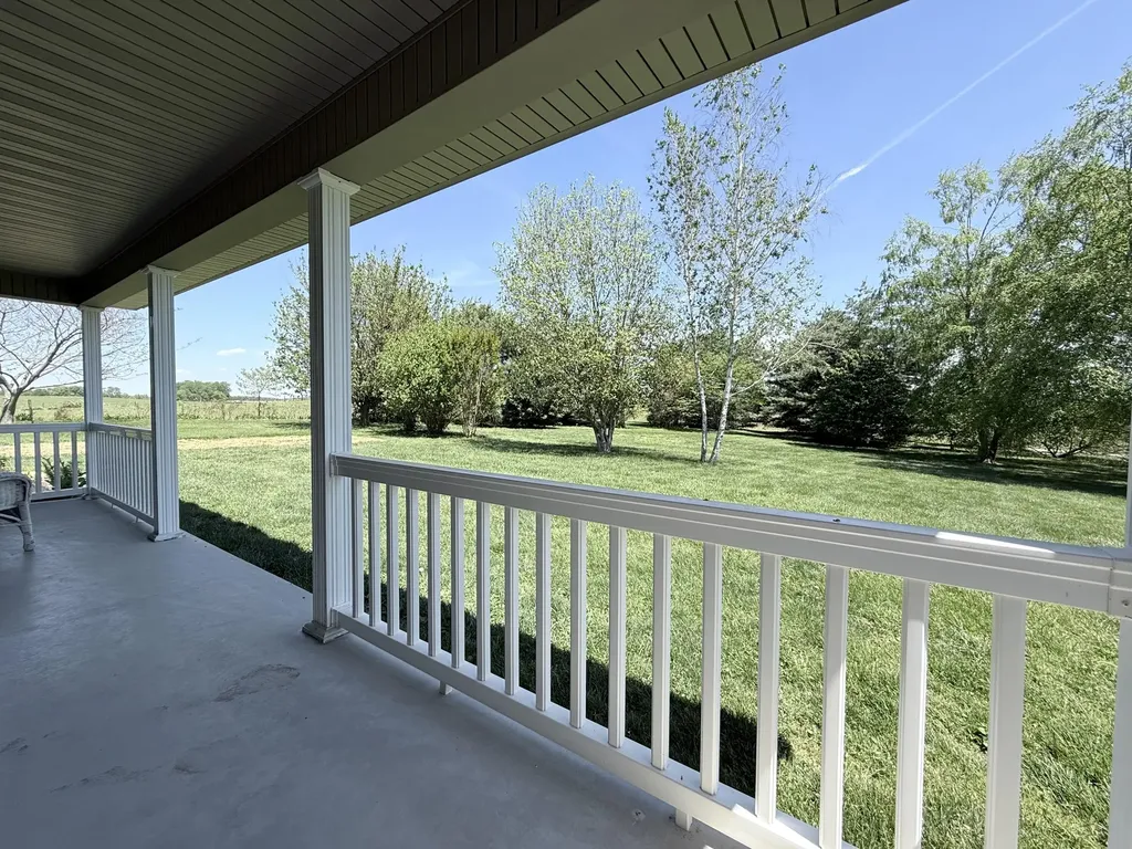 44 Windswept Lane Russell Springs KY 42642