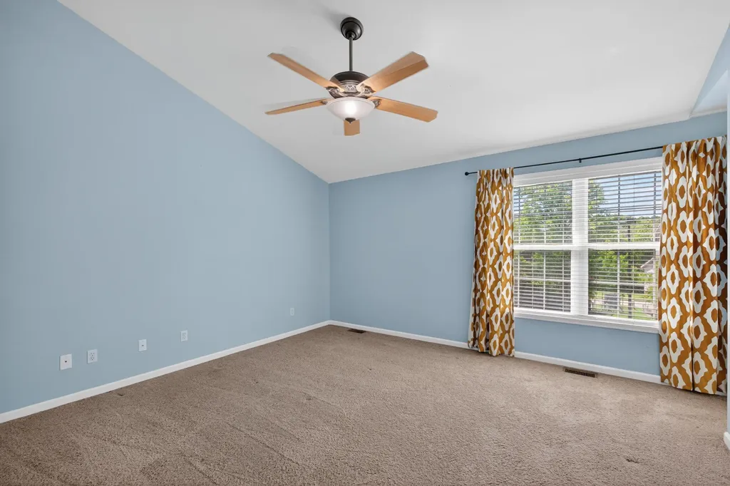 793 Vermillion Peak Pass Lexington KY 40515
