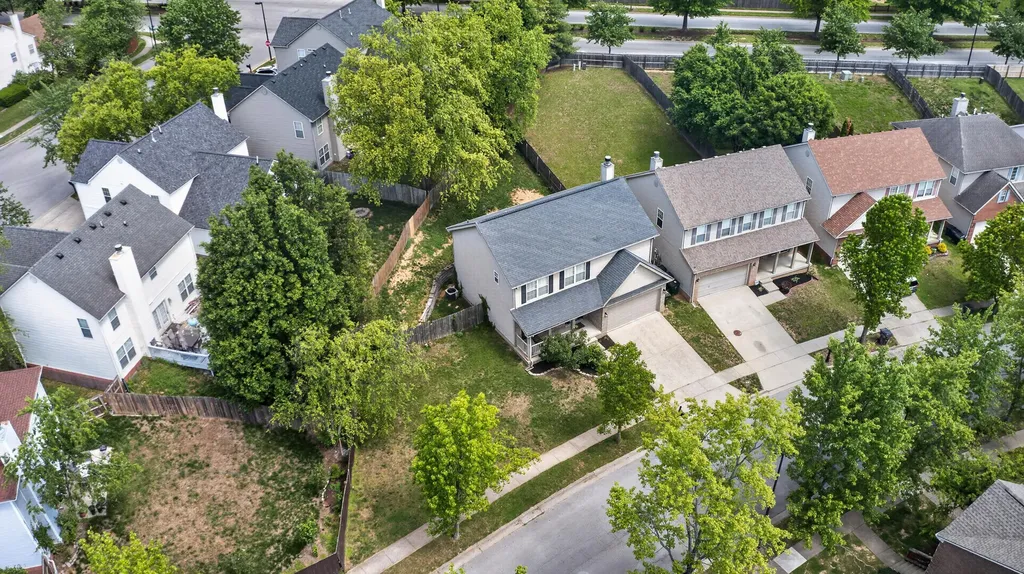 793 Vermillion Peak Pass Lexington KY 40515