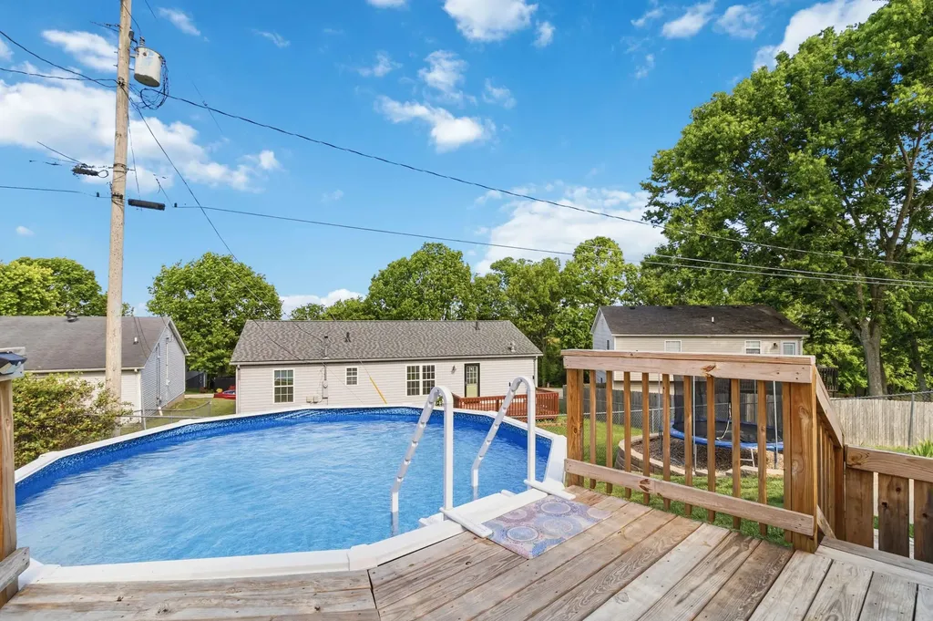 133 Fox Tail Lane Frankfort KY 40601