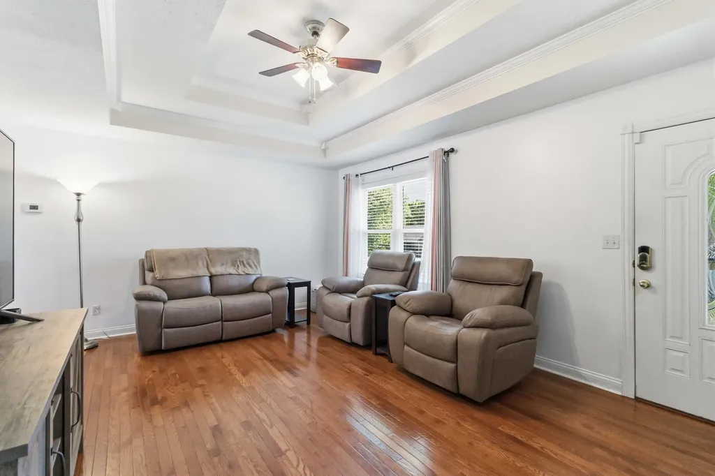 133 Fox Tail Lane Frankfort KY 40601