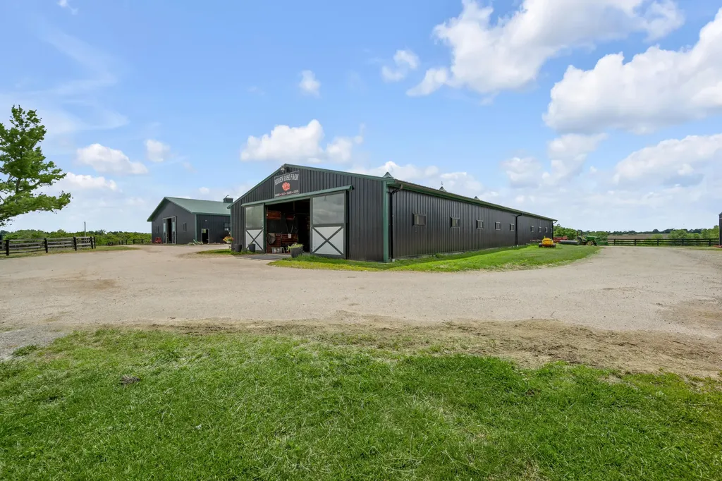 2900 Winchester Road Paris KY 40361