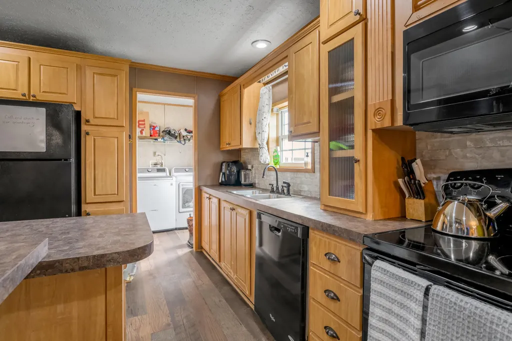 2900 Winchester Road Paris KY 40361