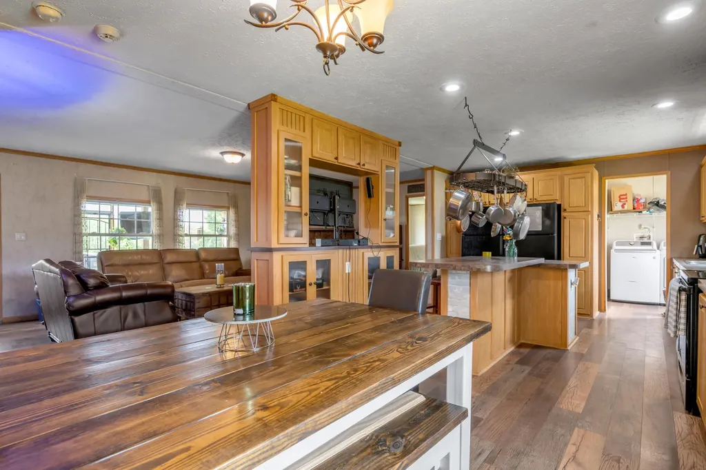 2900 Winchester Road Paris KY 40361
