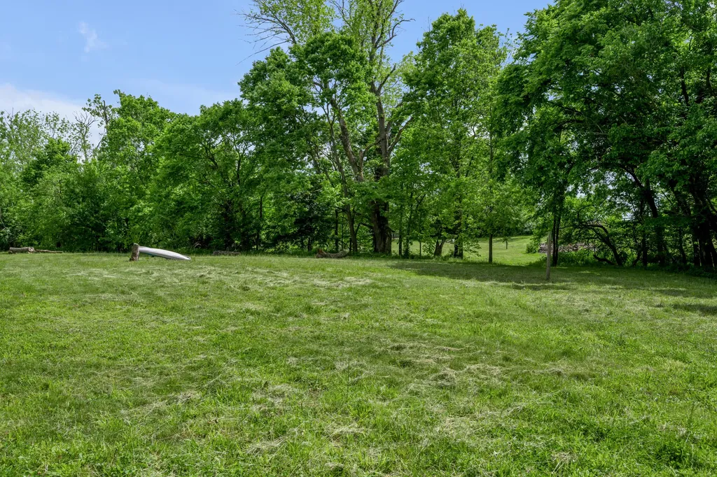 2900 Winchester Road Paris KY 40361