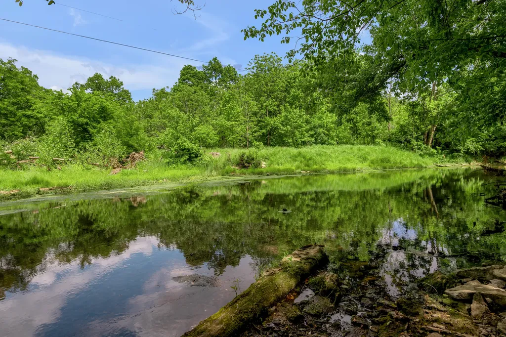 2900 Winchester Road Paris KY 40361