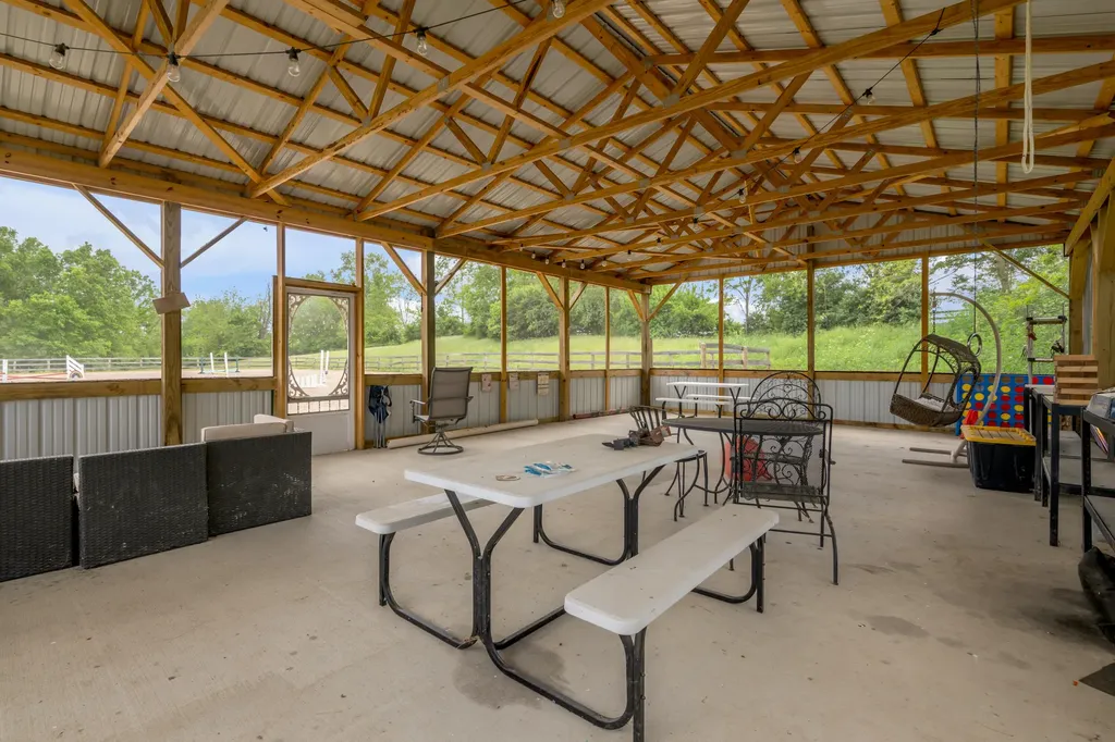 2900 Winchester Road Paris KY 40361