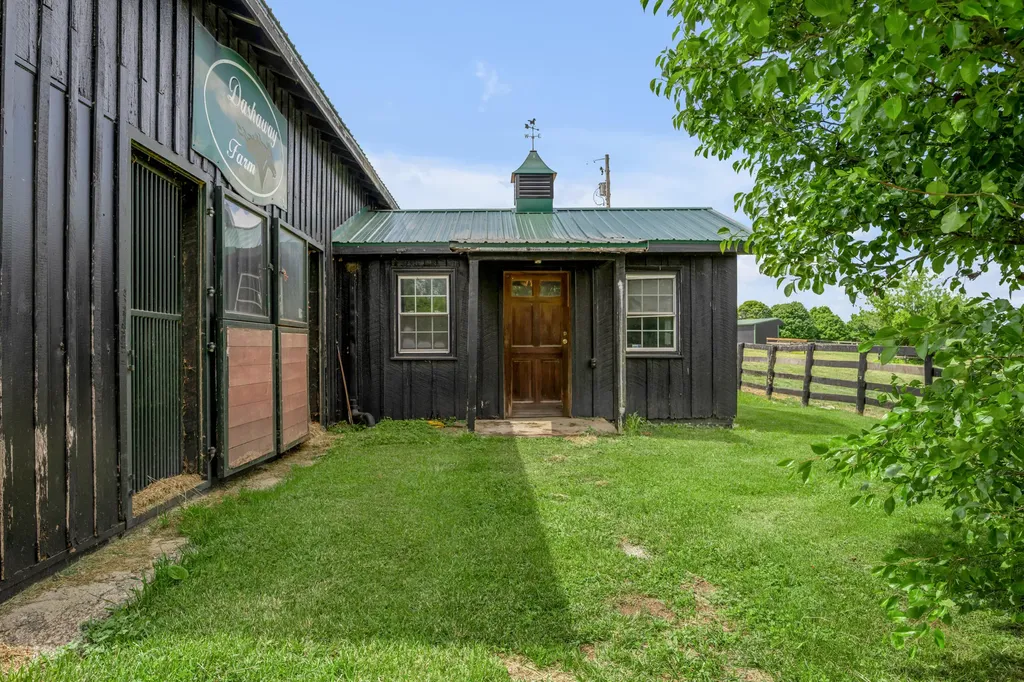 2900 Winchester Road Paris KY 40361
