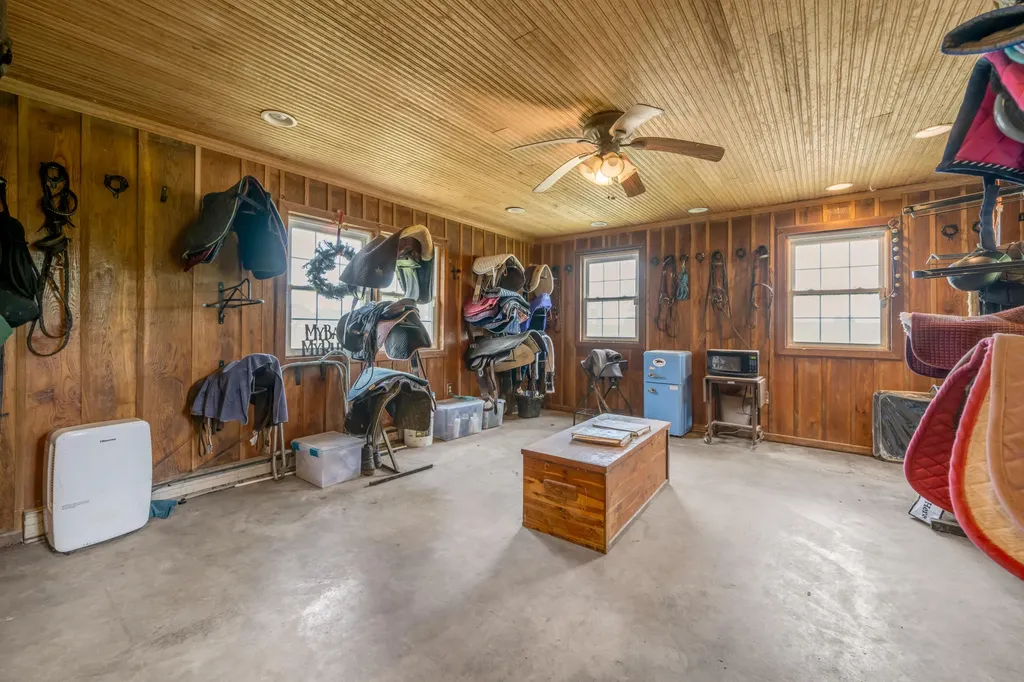 2900 Winchester Road Paris KY 40361