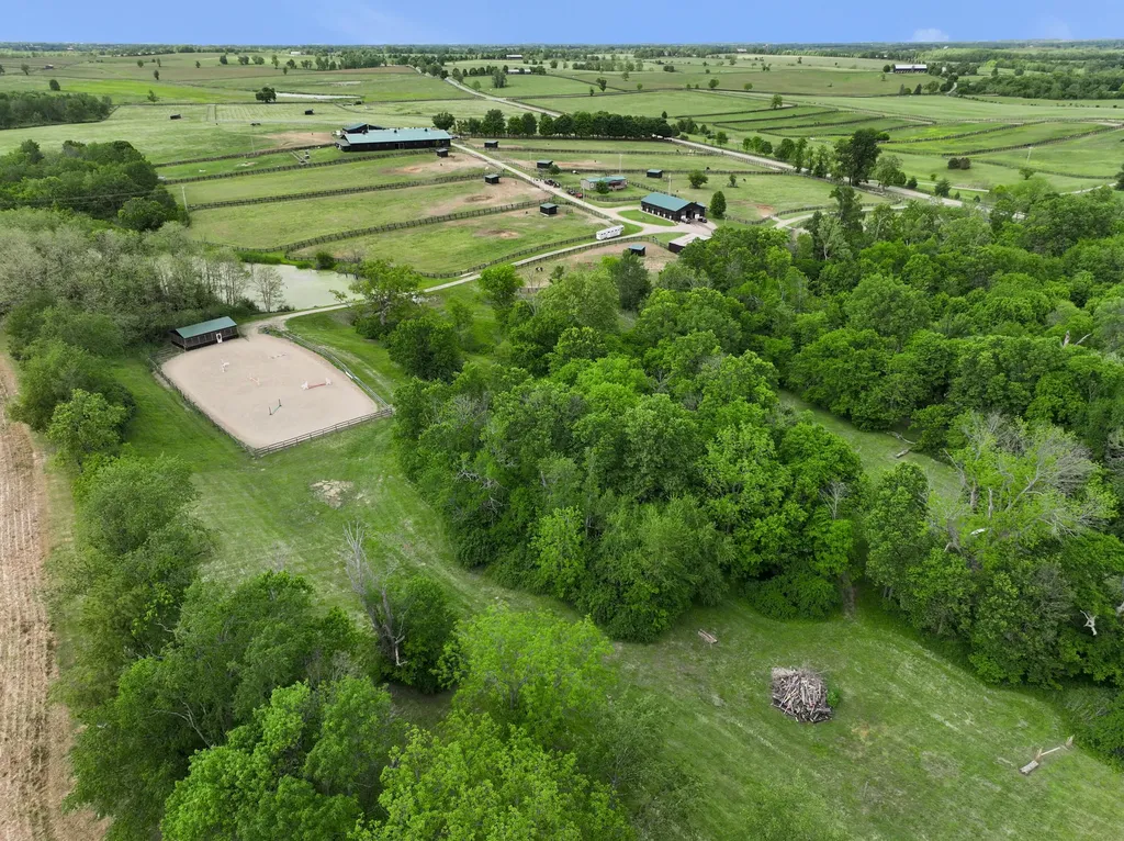 2900 Winchester Road Paris KY 40361