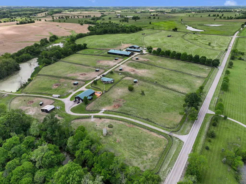 2900 Winchester Road Paris KY 40361