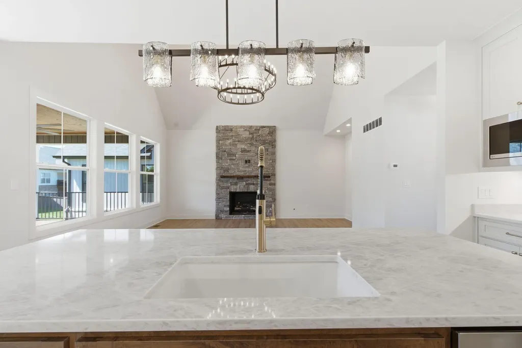 730 Azalea Lane Versailles KY 40383