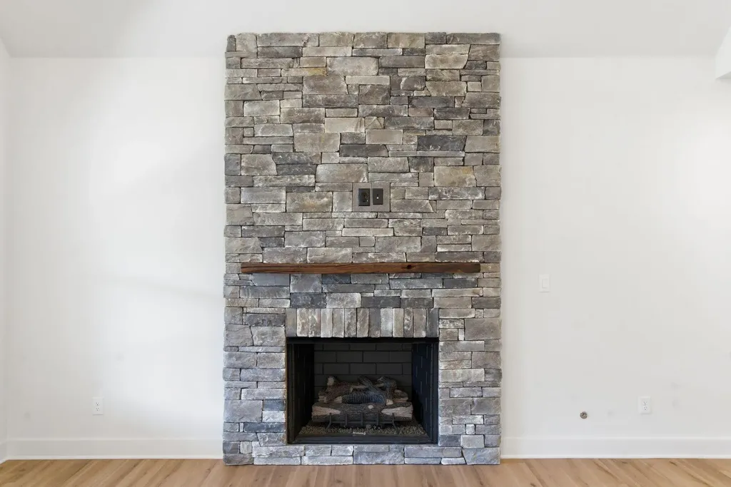 730 Azalea Lane Versailles KY 40383