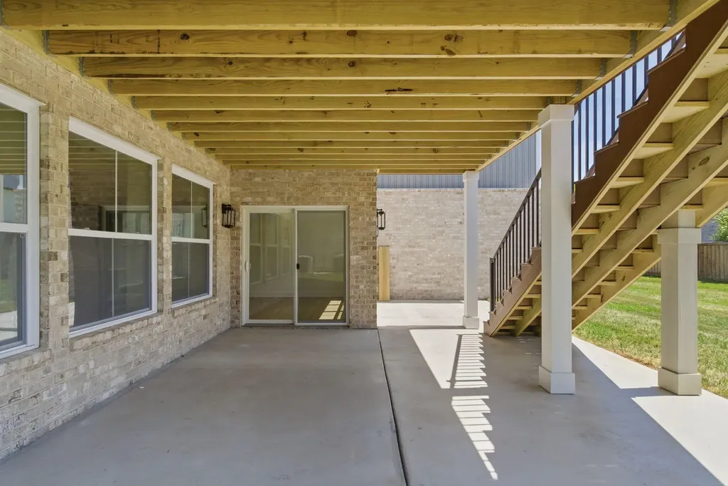 730 Azalea Lane Versailles KY 40383