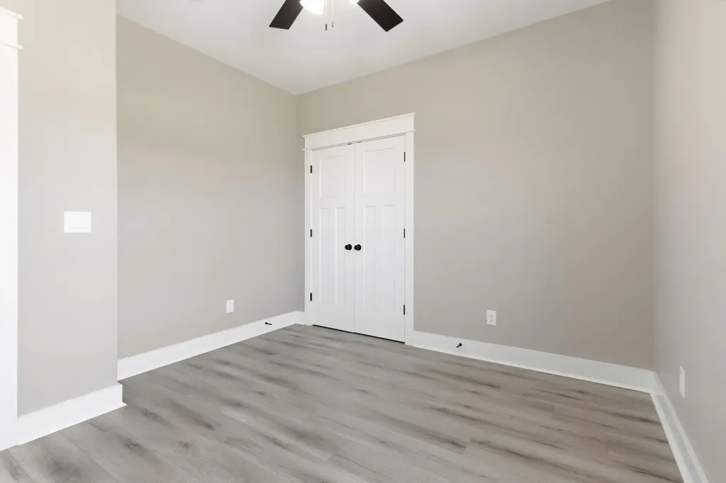 150 Harrods Glen Harrodsburg KY 40330