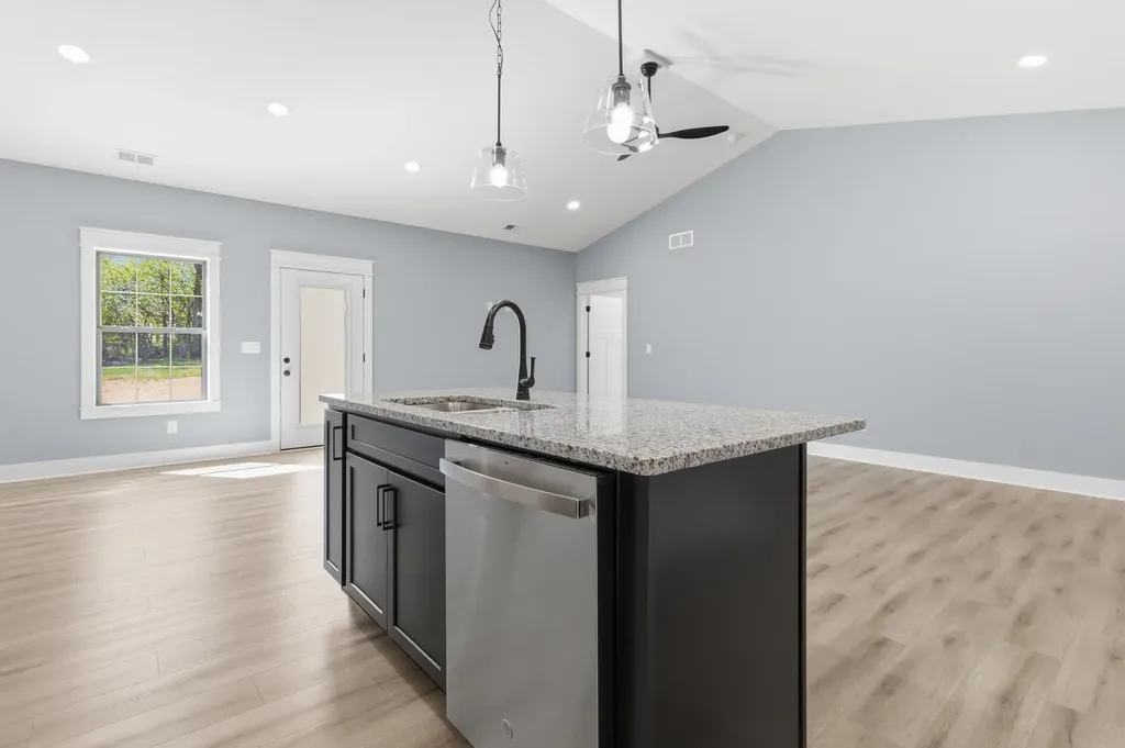 150 Harrods Glen Harrodsburg KY 40330