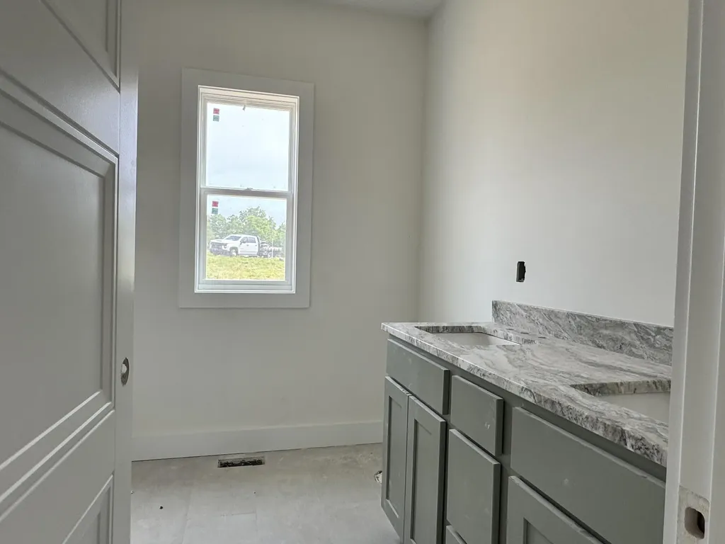 200 Maple Lawn Circle Nicholasville KY 40356
