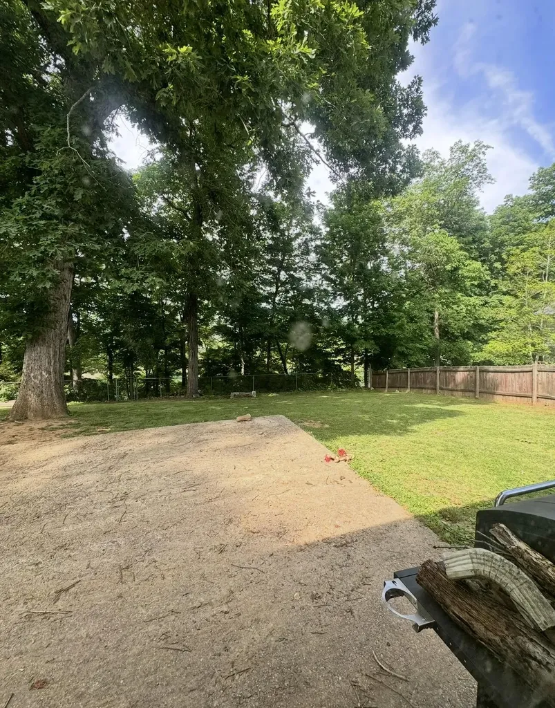 736 E Lakeshore Drive Burnside KY 42519