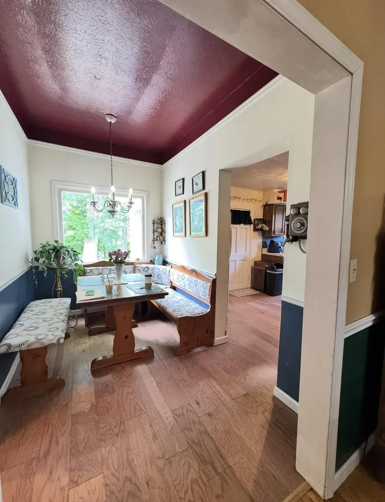 736 E Lakeshore Drive Burnside KY 42519