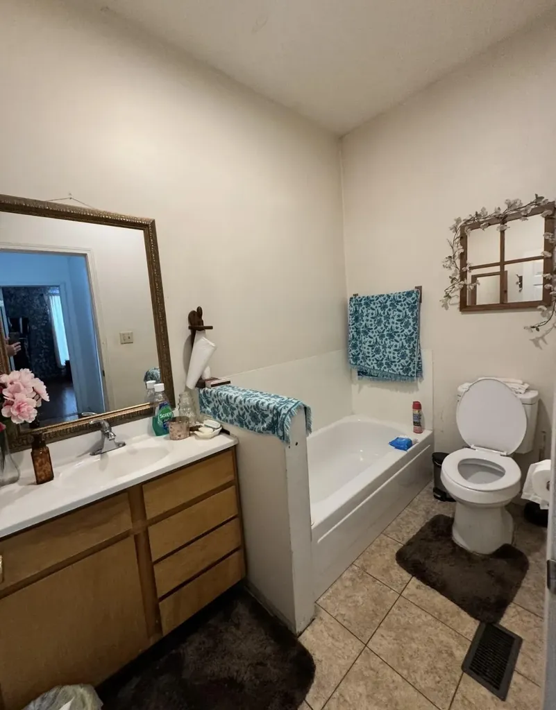 736 E Lakeshore Drive Burnside KY 42519