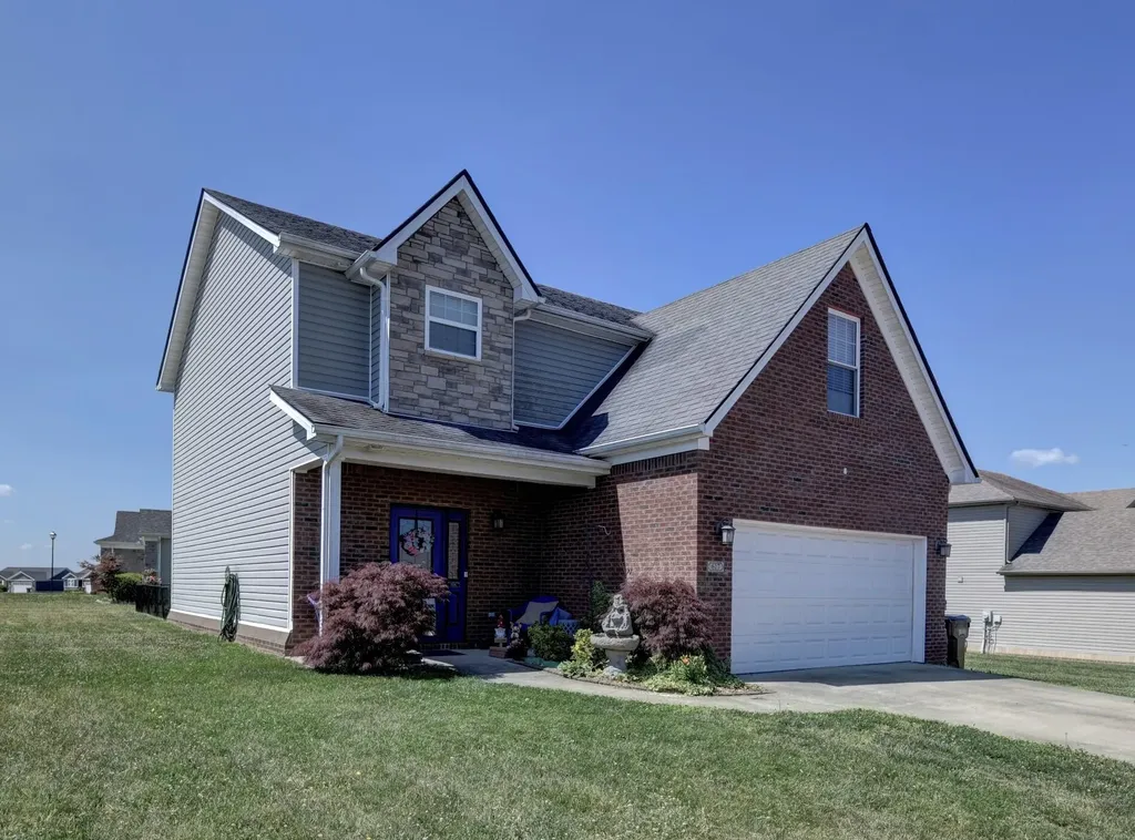 617 Fairfax Lane Richmond KY 40475