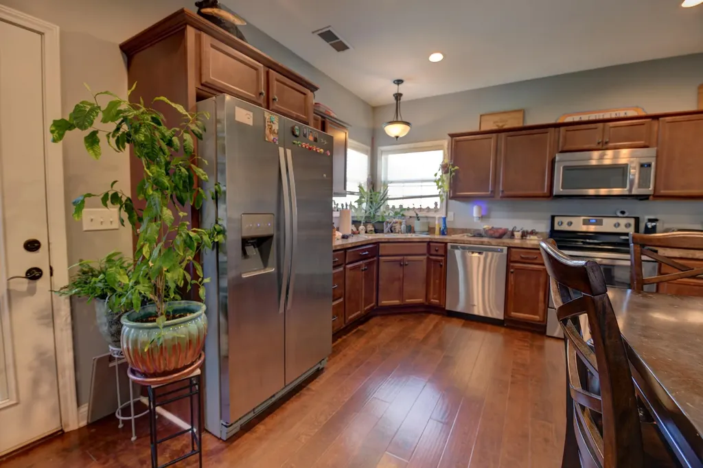 617 Fairfax Lane Richmond KY 40475