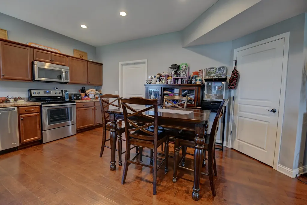 617 Fairfax Lane Richmond KY 40475